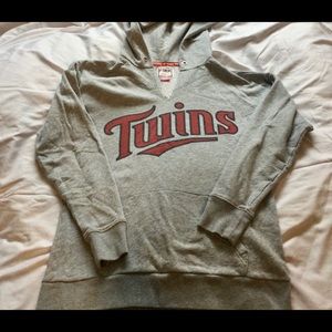 VS PINK Minnesota Twins grey hooded sweatshirt